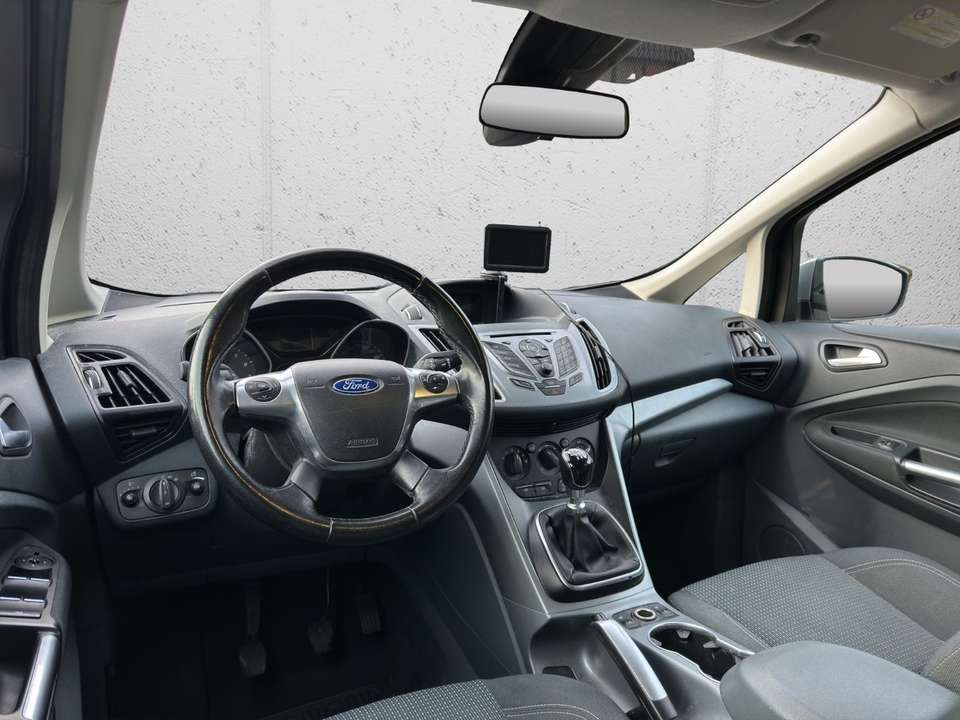 Ford C-Max - Imagem 17