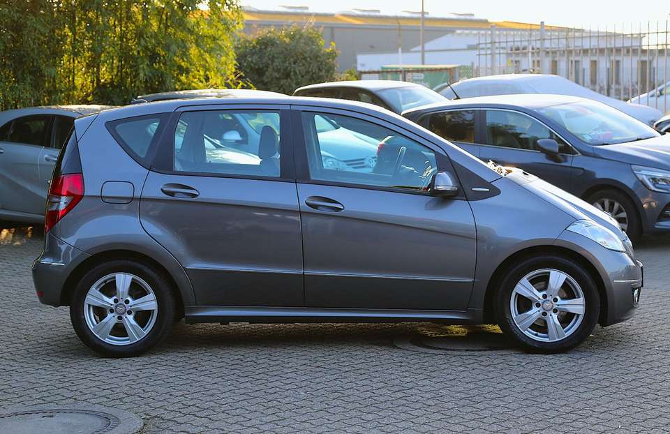 Mercedes-Benz A 160 - Imagem 14