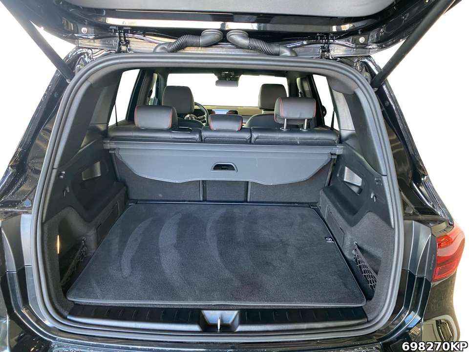 Mercedes-Benz GLB 200 - Imagem 6