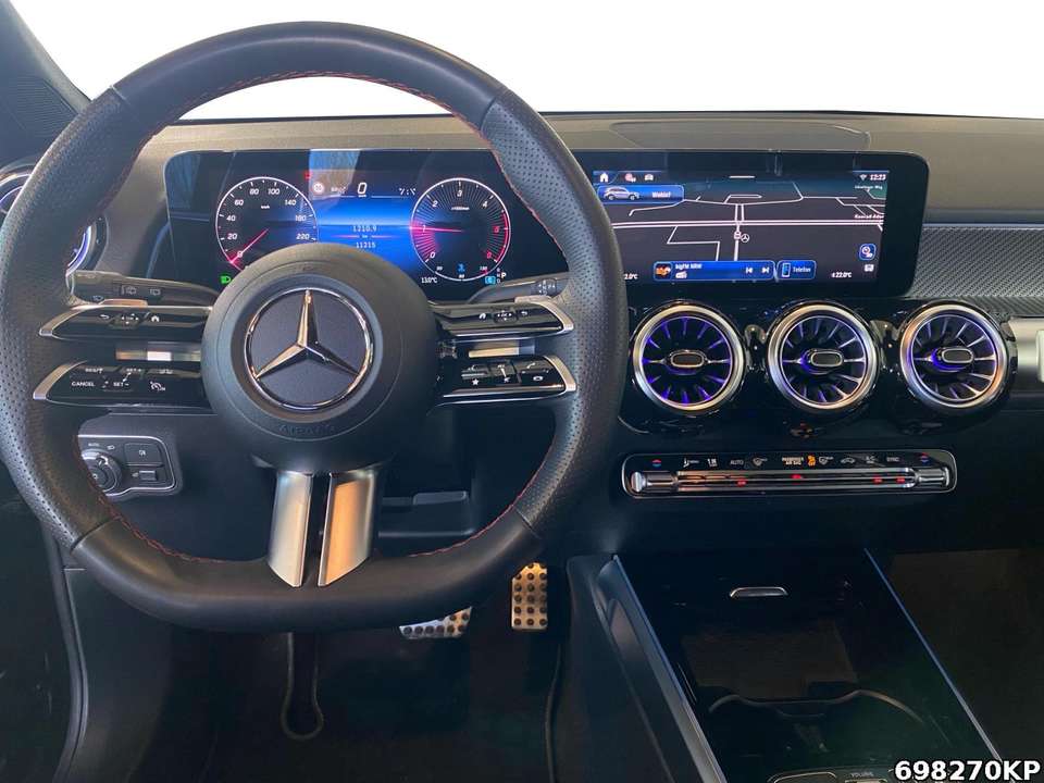 Mercedes-Benz GLB 200 - Imagem 8