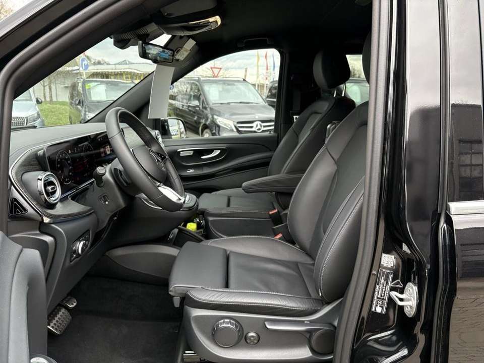 Mercedes-Benz V 300 - Imagem 12