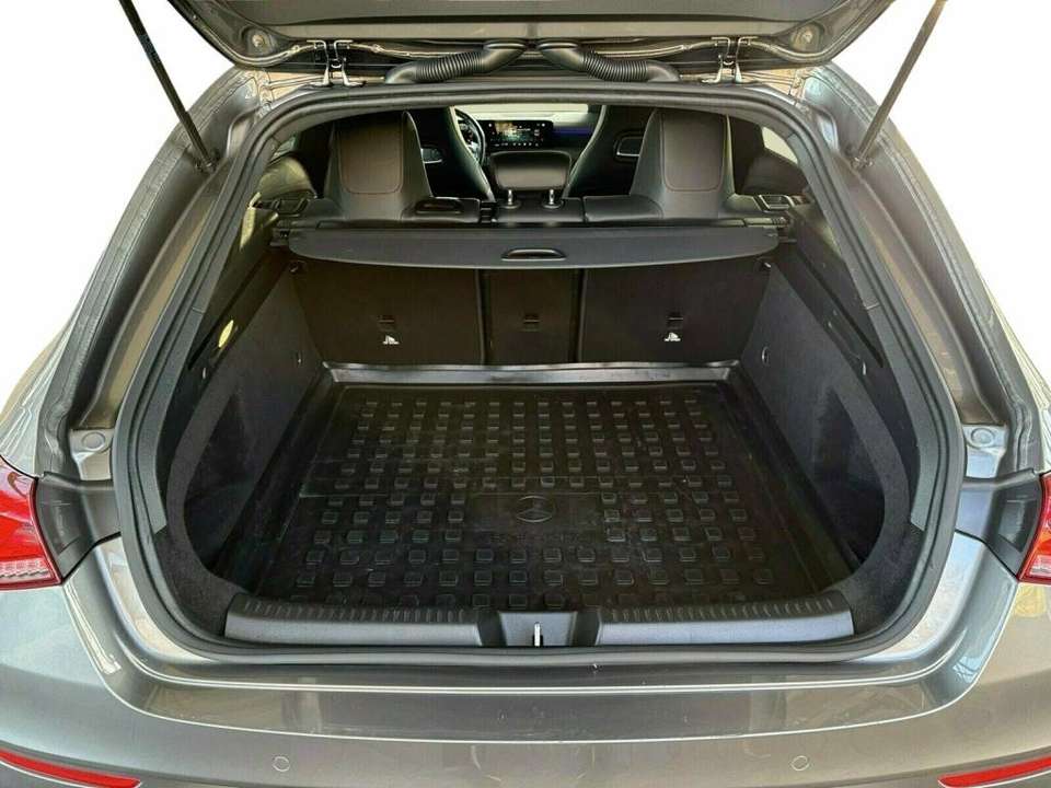 Mercedes-Benz CLA 35 AMG - Imagem 11