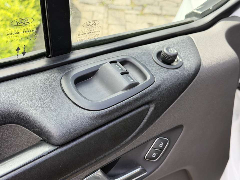 Ford Transit Custom - Imagem 8