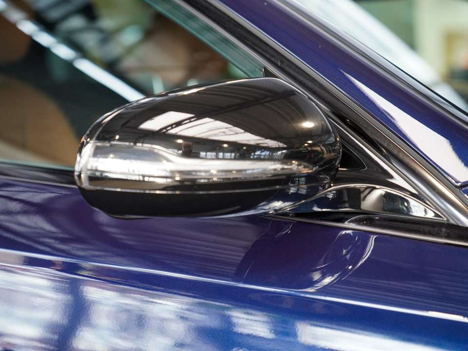 Mercedes-Benz E 220 - Imagem 5