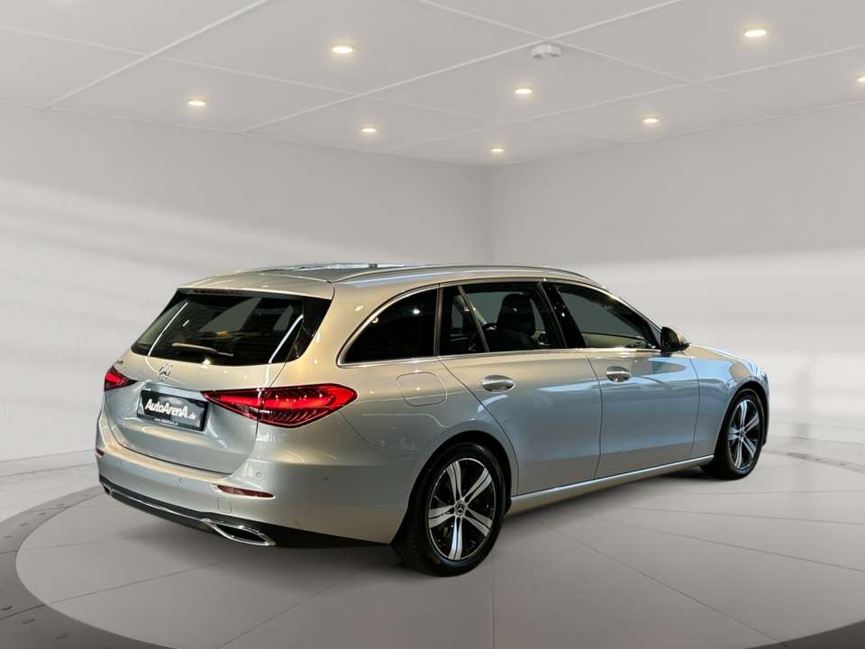 Mercedes-Benz C 200 - Imagem 3