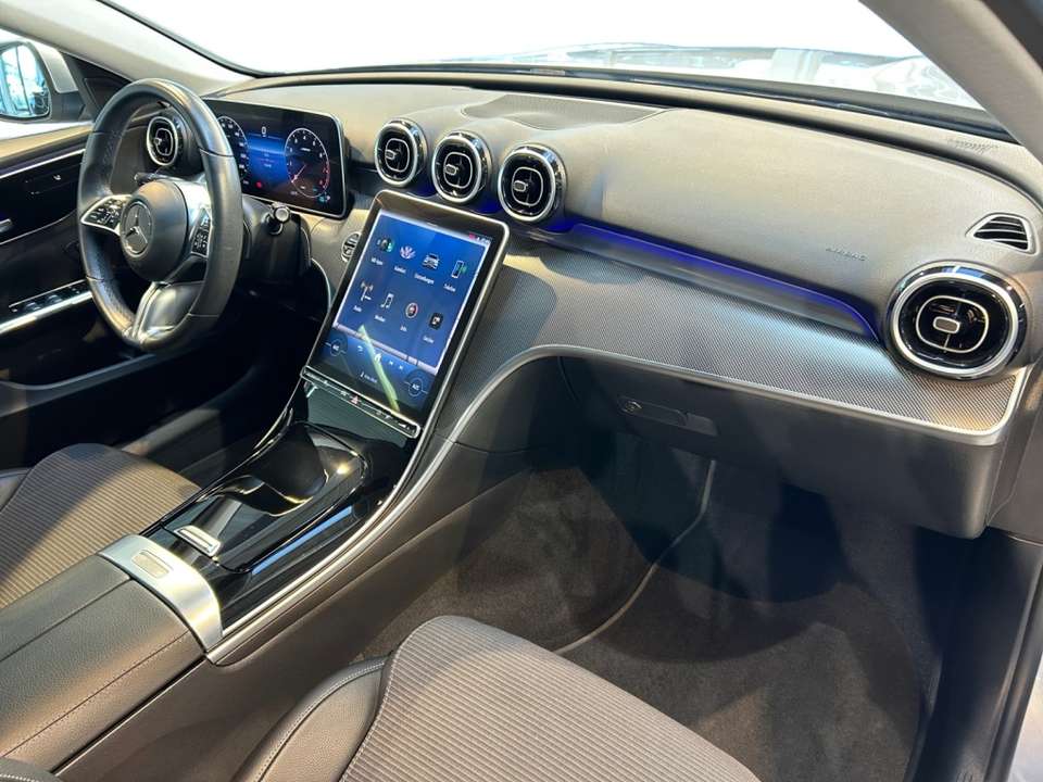 Mercedes-Benz C 200 - Imagem 4