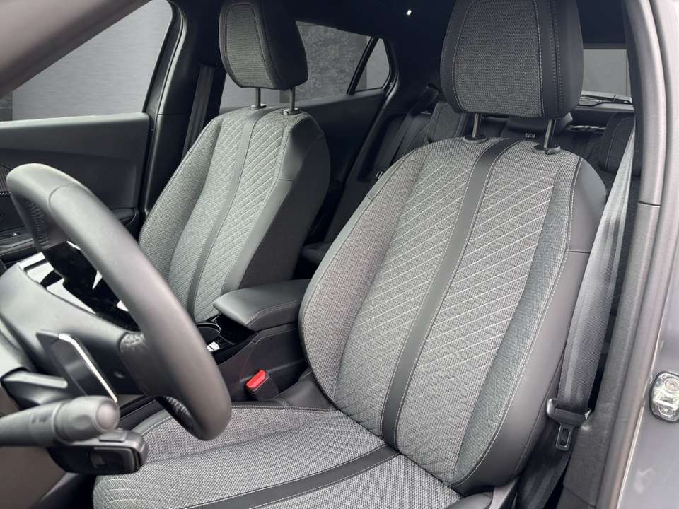 Peugeot 2008 - Imagem 8