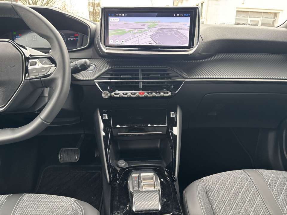 Peugeot 2008 - Imagem 11