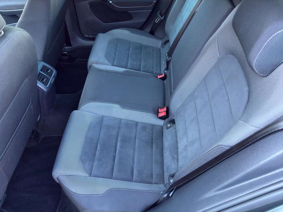 Volkswagen Golf - Imagem 8