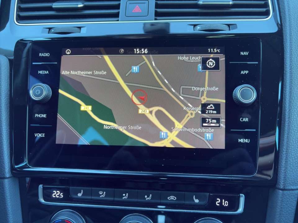 Volkswagen Golf - Imagem 12