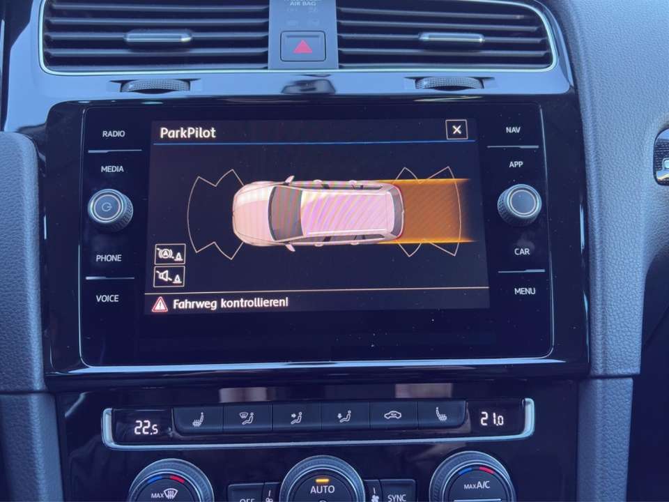 Volkswagen Golf - Imagem 13