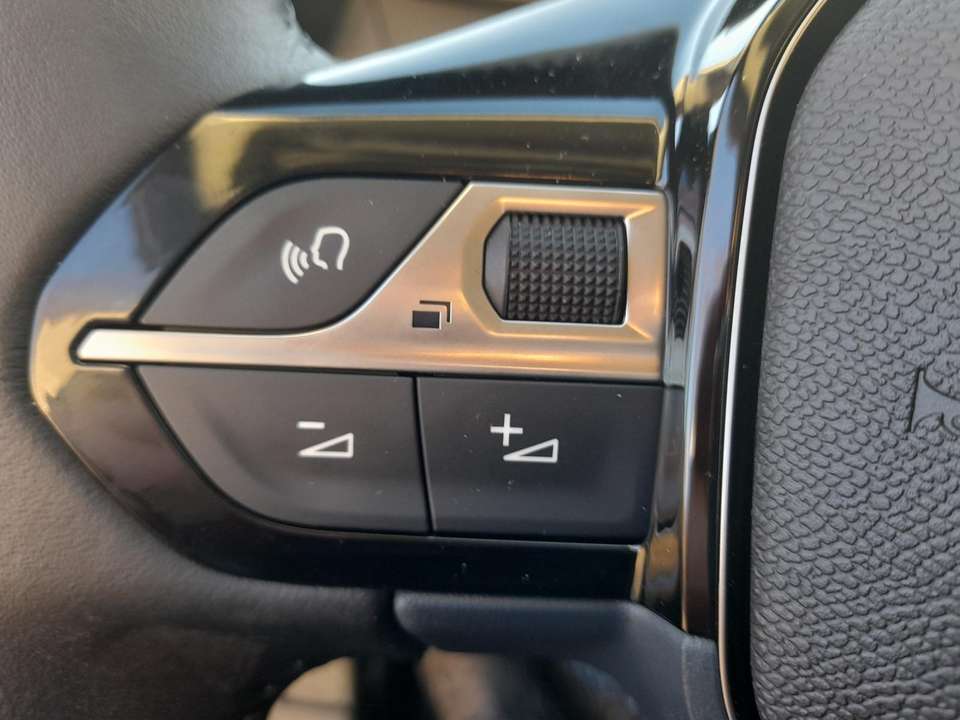 Peugeot 208 - Imagem 11