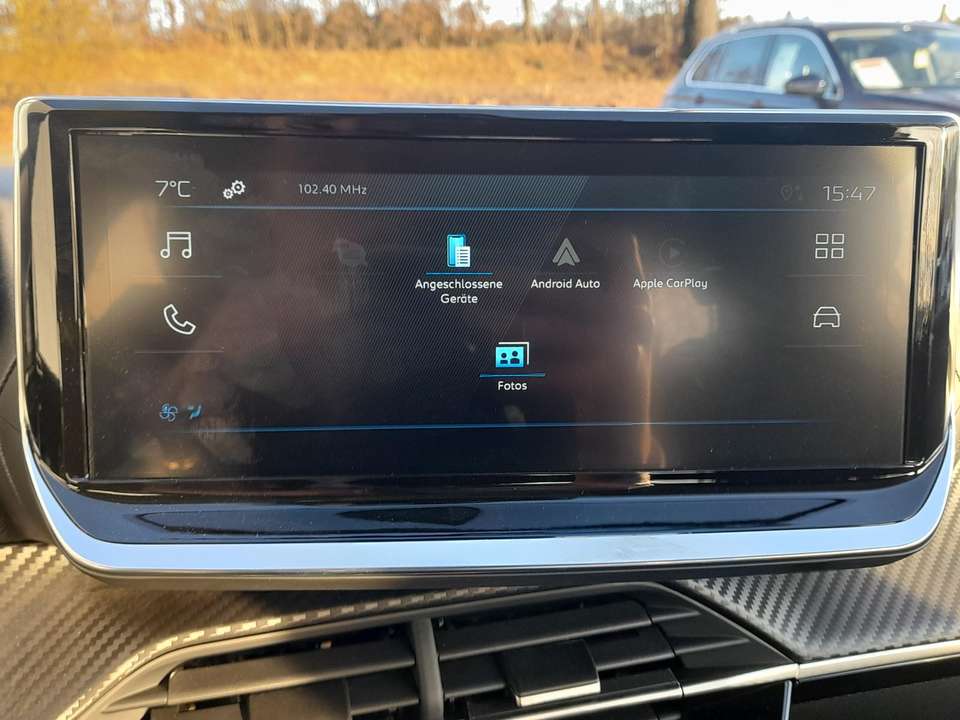 Peugeot 208 - Imagem 14