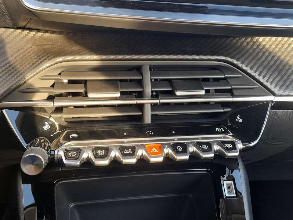 Peugeot 208 - Imagem 15