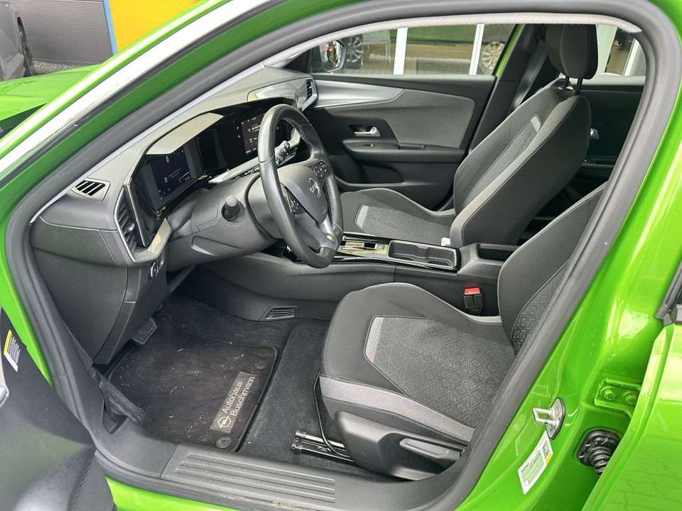 Opel Mokka-E - Imagem 13