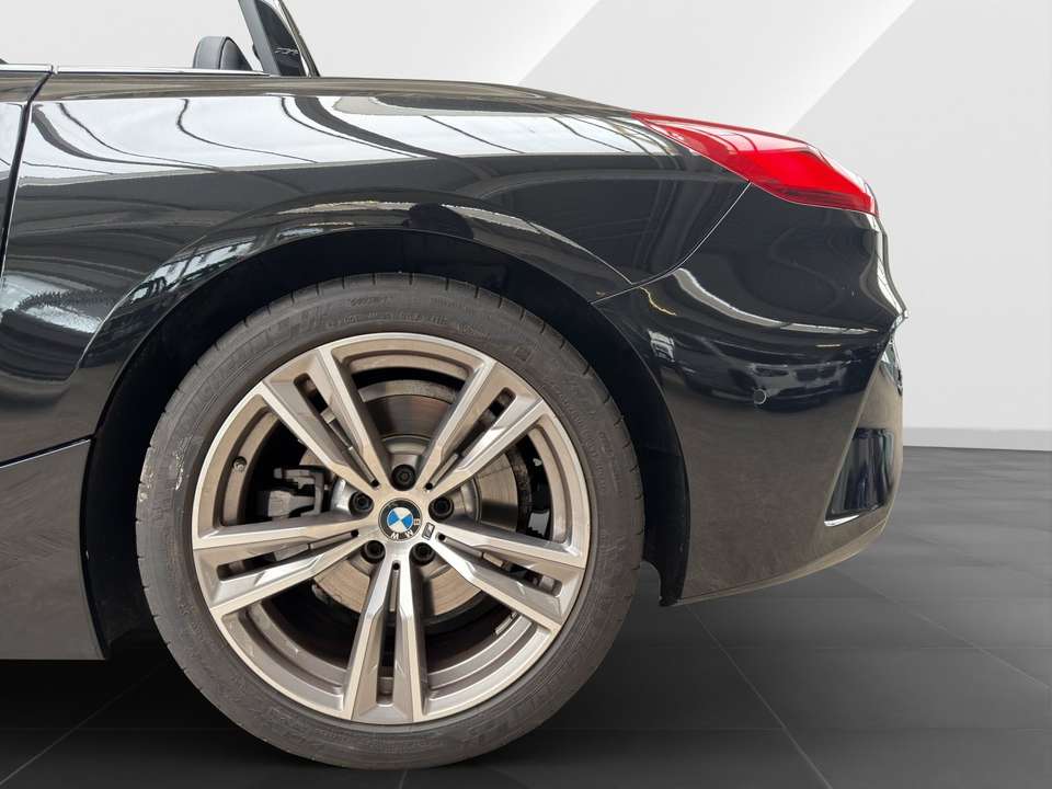 BMW Z4 - Imagem 8