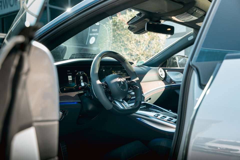 Mercedes-Benz AMG GT - Imagem 4