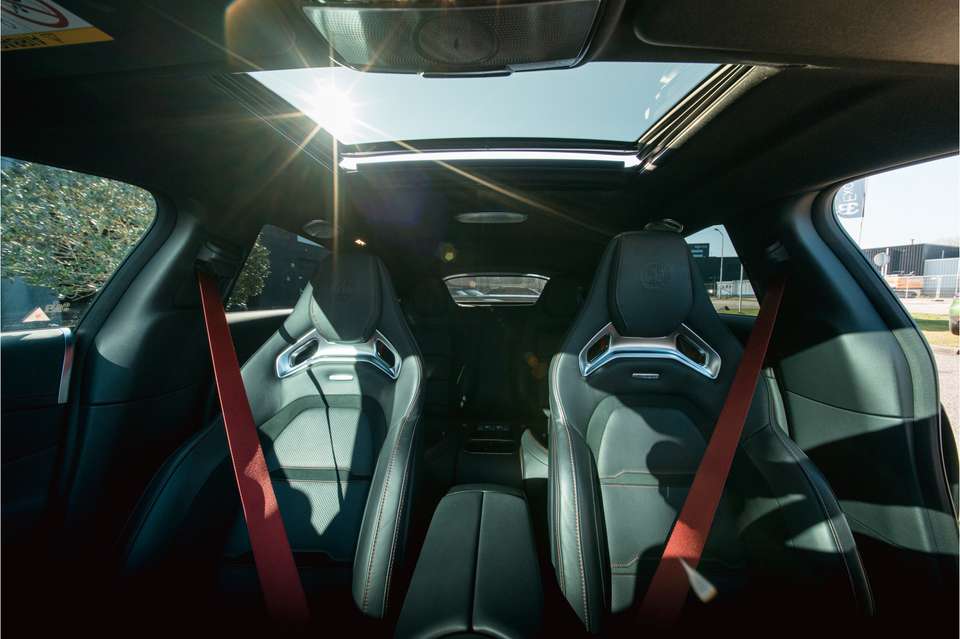 Mercedes-Benz AMG GT - Imagem 8