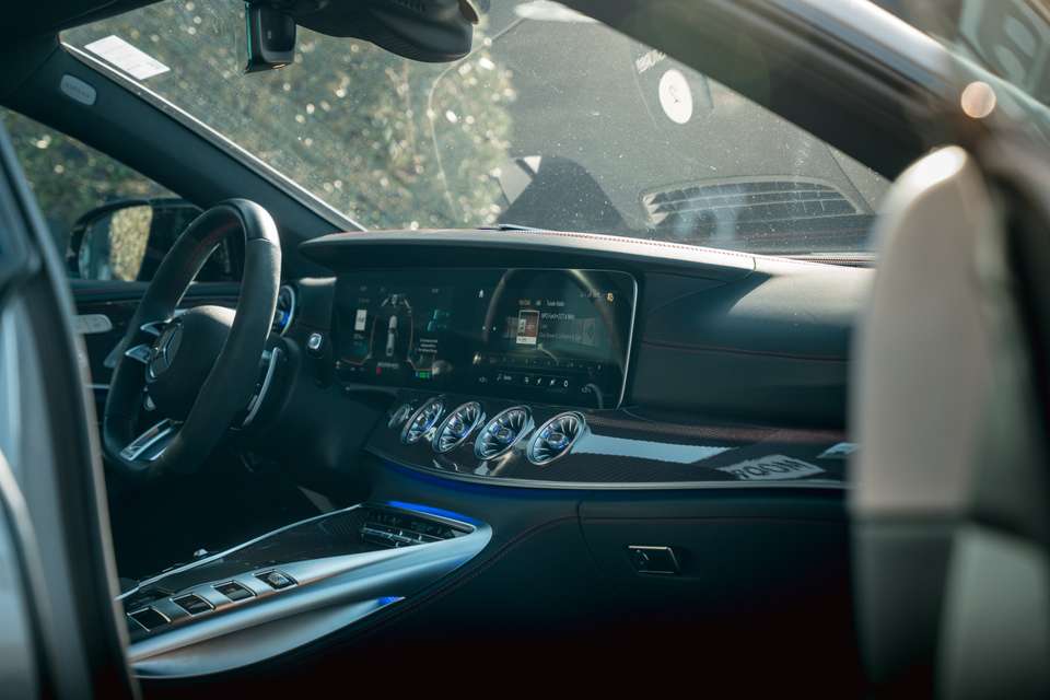 Mercedes-Benz AMG GT - Imagem 11