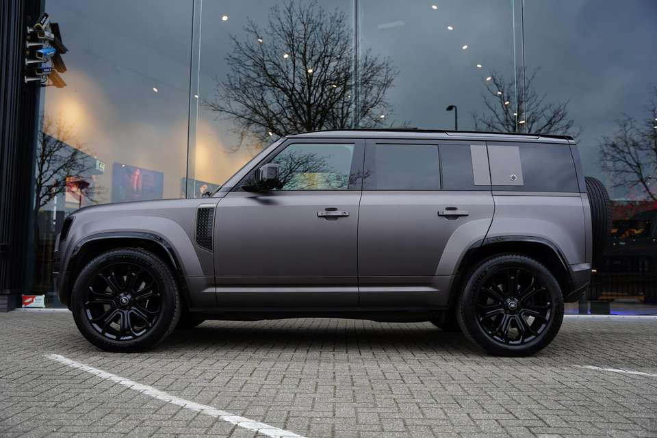 Land Rover Defender - Imagem 2