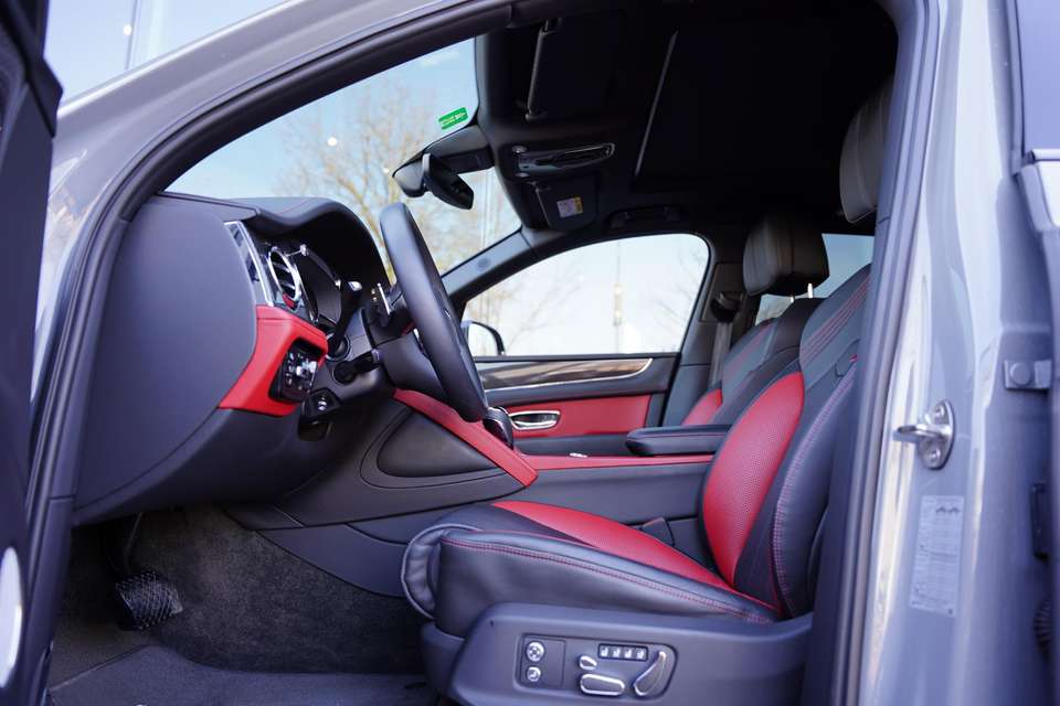 Bentley Bentayga - Imagem 5