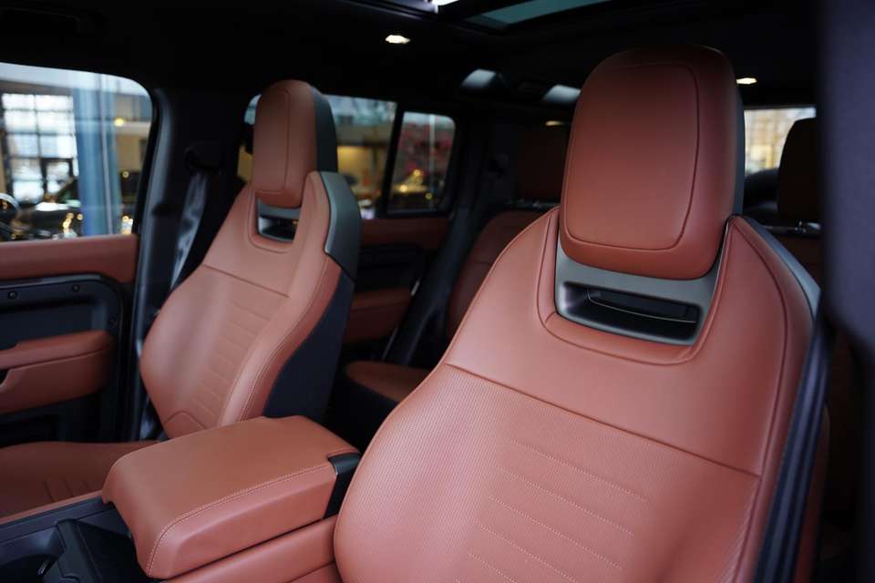 Land Rover Defender - Imagem 6