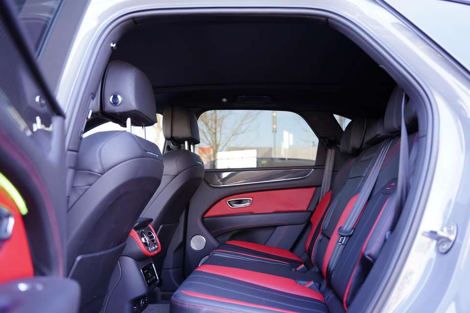 Bentley Bentayga - Imagem 7