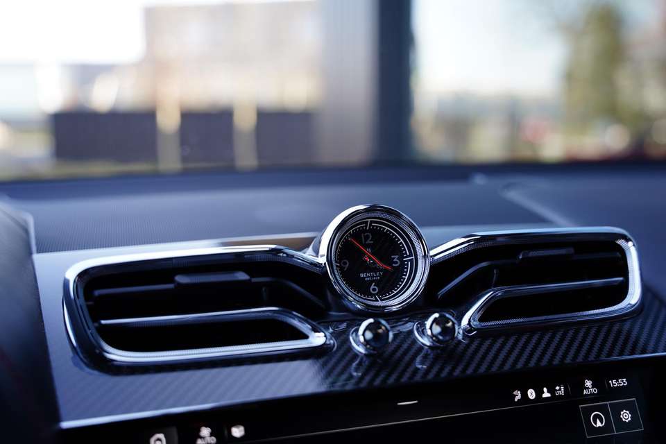 Bentley Bentayga - Imagem 8