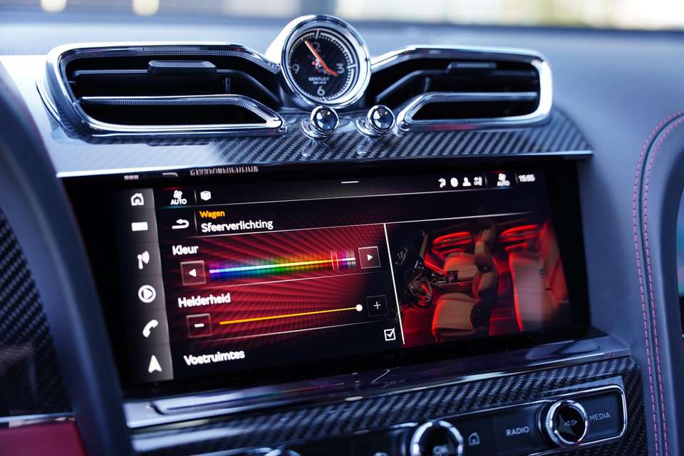 Bentley Bentayga - Imagem 14