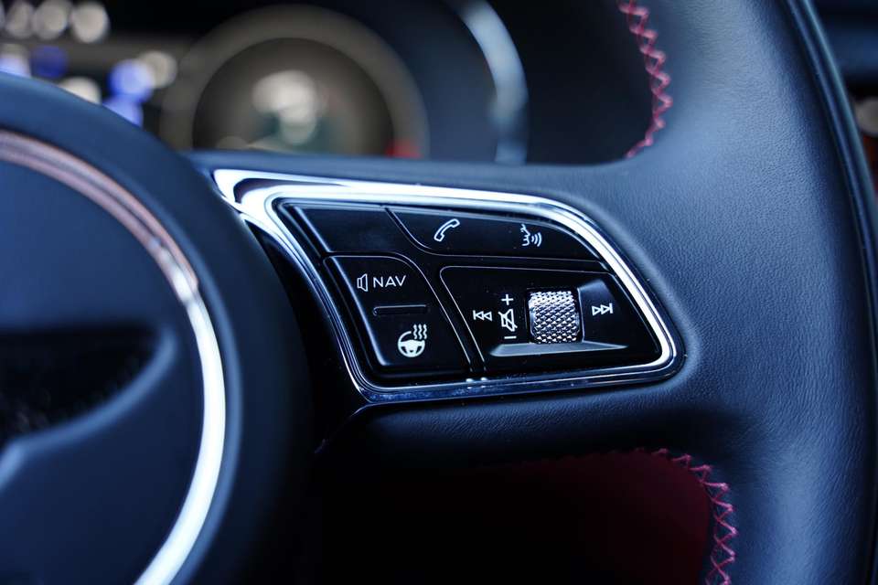 Bentley Bentayga - Imagem 17