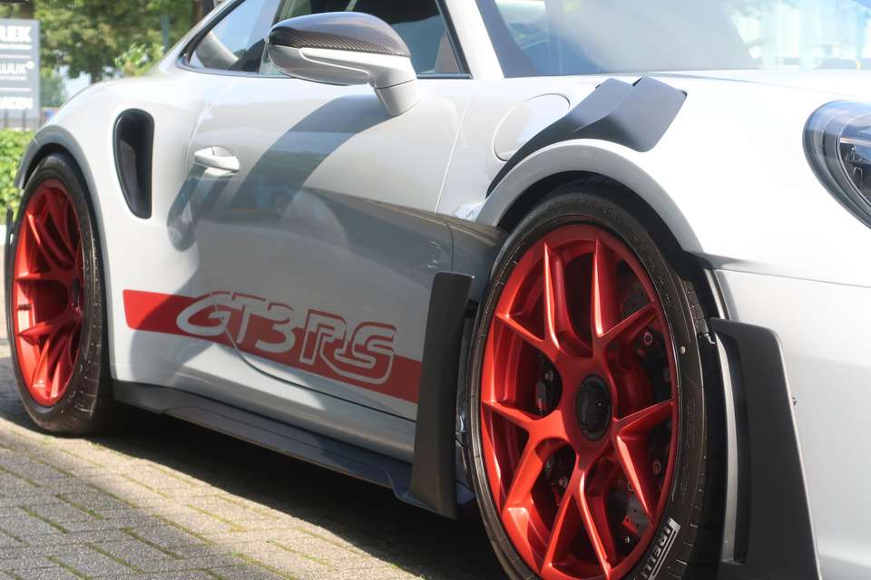 Porsche 992 - Imagem 19