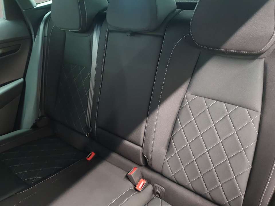 Skoda Karoq - Imagem 13