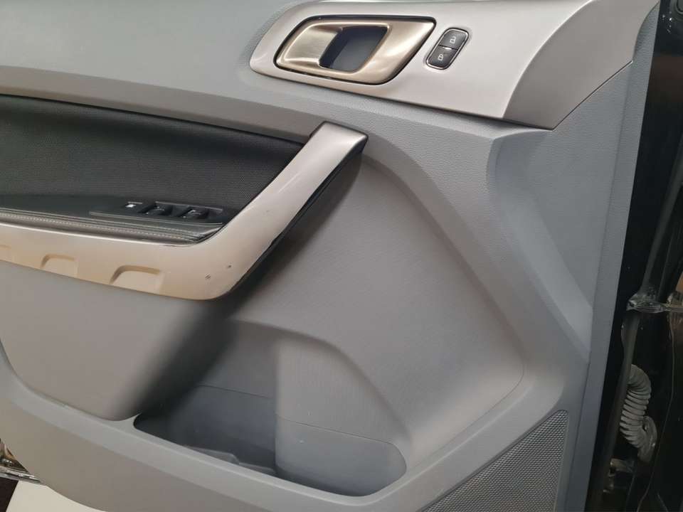 Ford Ranger - Imagem 12