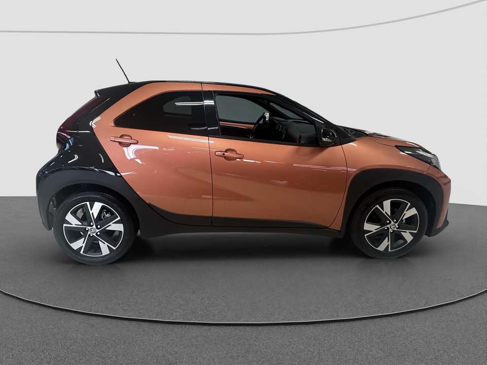 Toyota Aygo X - Imagem 6