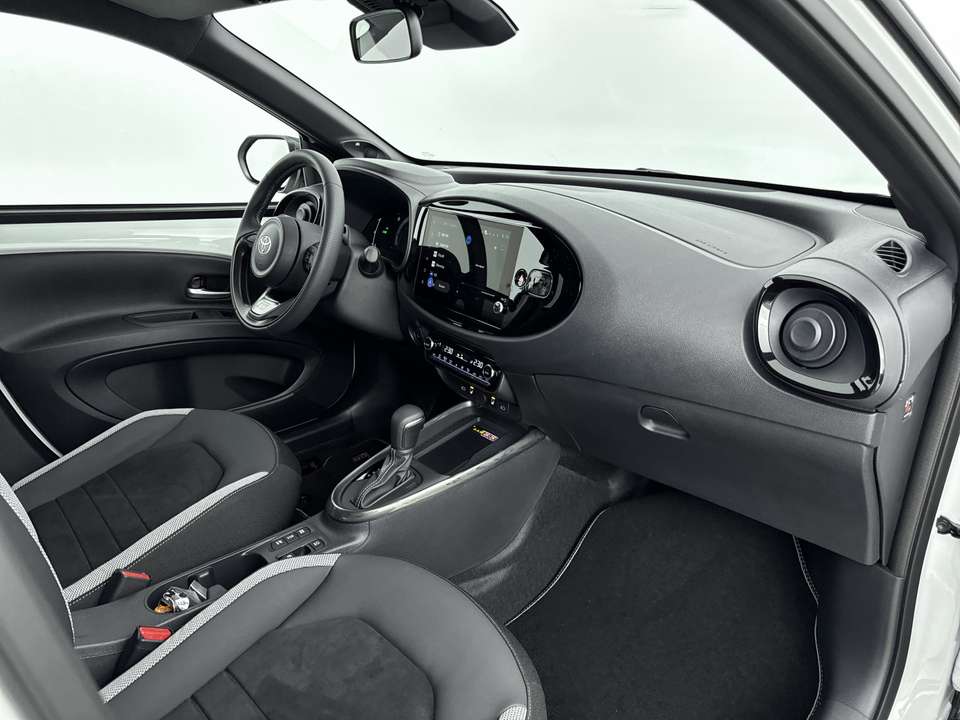 Toyota Aygo X - Imagem 7