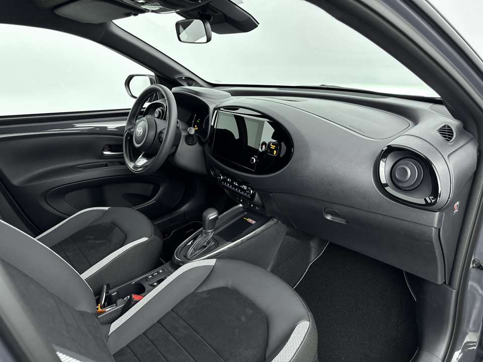 Toyota Aygo X - Imagem 7