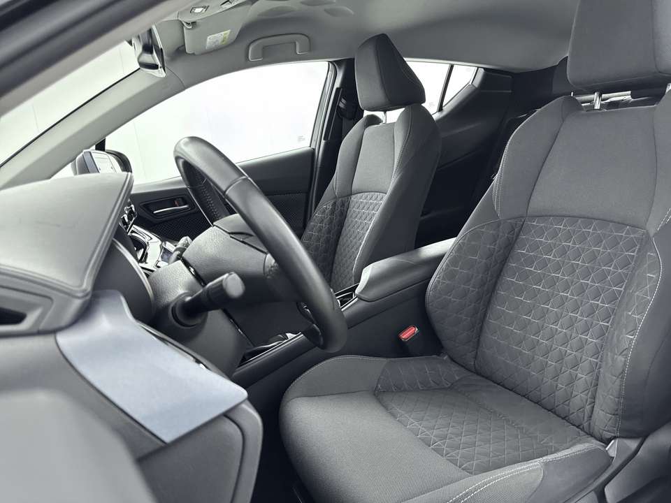 Toyota C-HR - Imagem 15