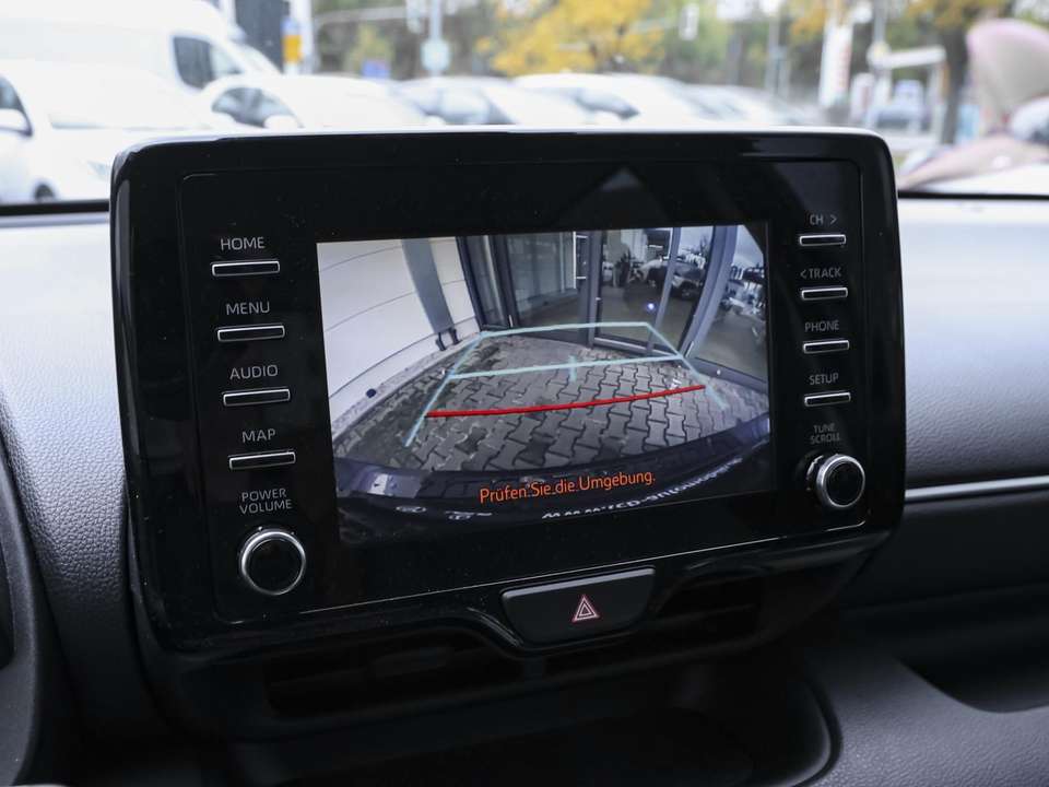 Toyota Yaris - Imagem 12