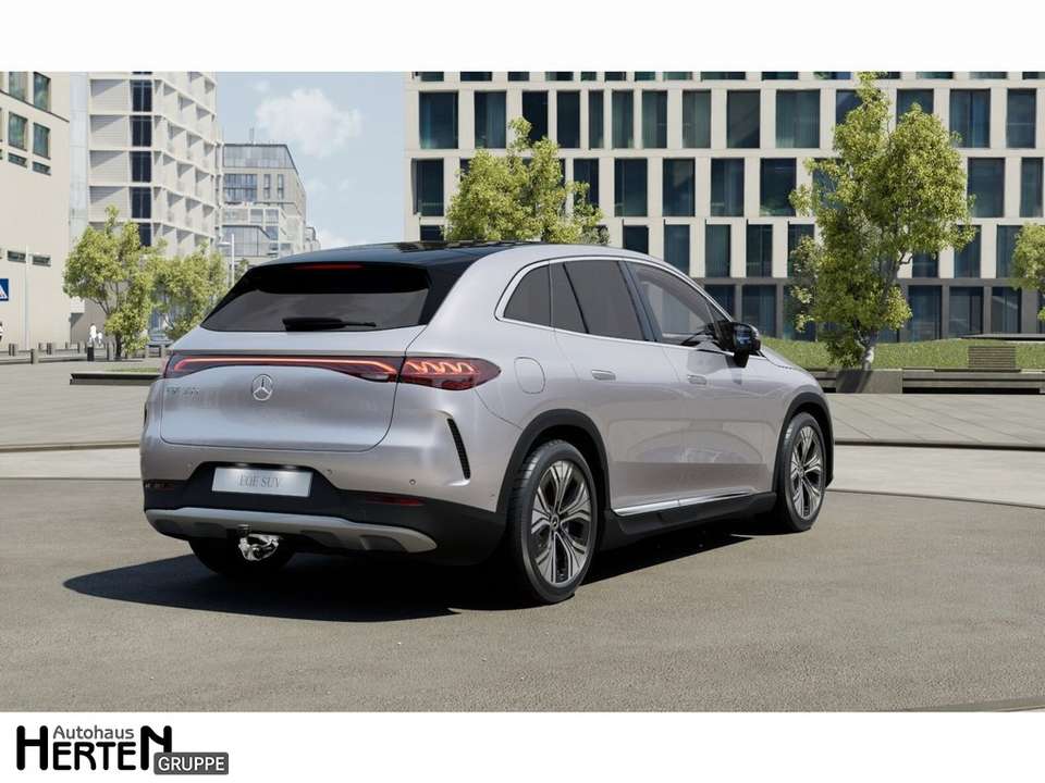 Mercedes-Benz EQE 300 - Imagem 2