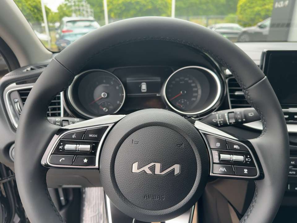 Kia Ceed SW / cee'd SW - Imagem 9