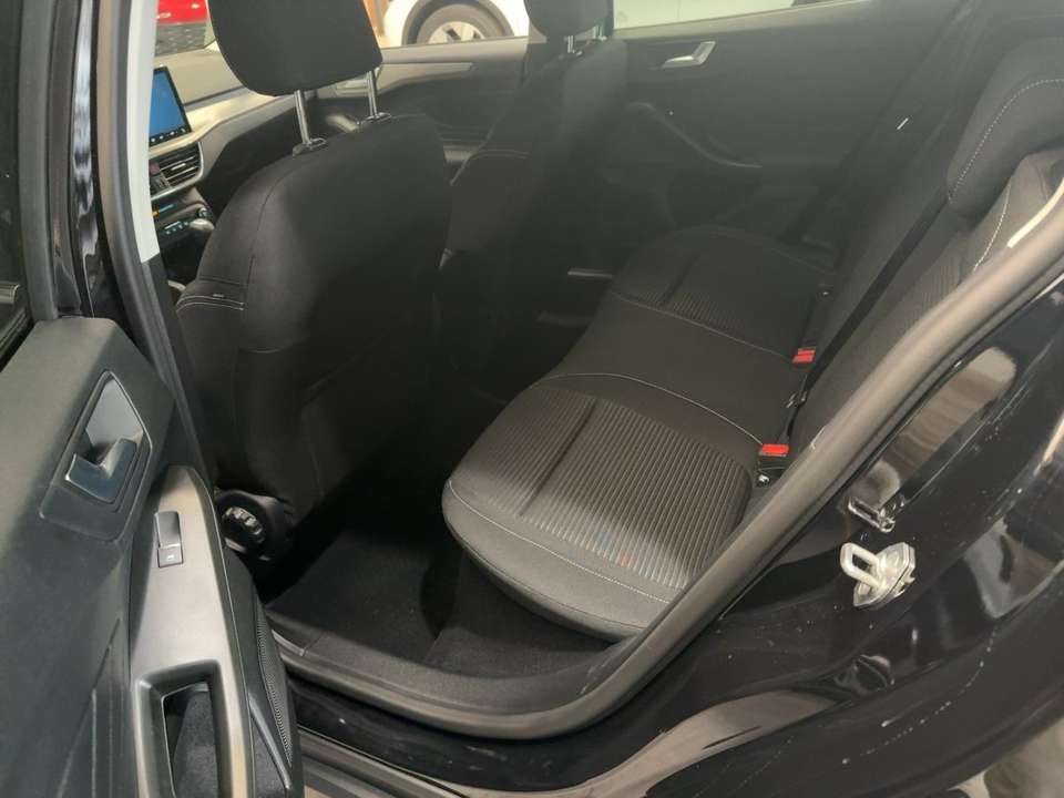 Ford Focus - Imagem 10