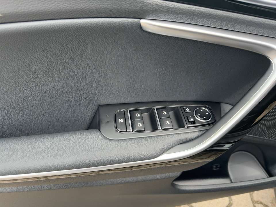 Kia Ceed SW / cee'd SW - Imagem 14