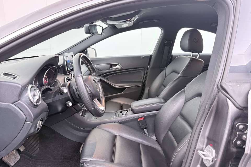 Mercedes-Benz CLA 180 - Imagem 10