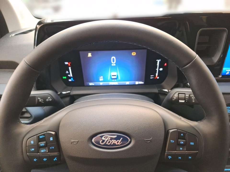 Ford Tourneo Courier - Imagem 8