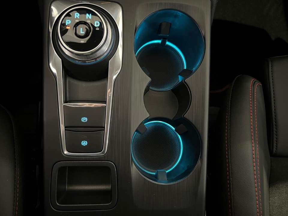 Ford Kuga - Imagem 13