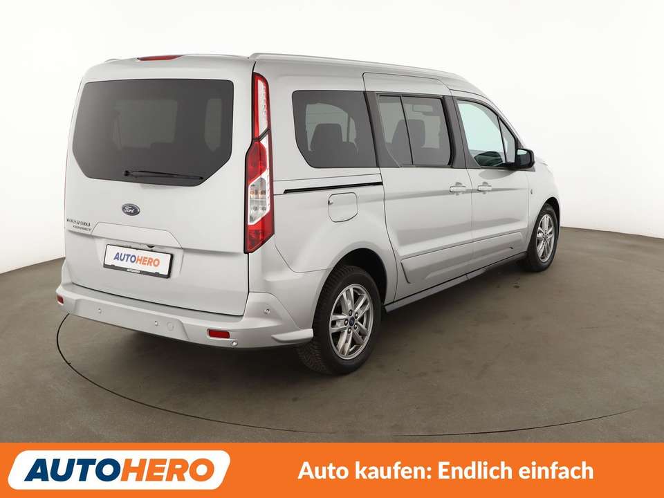 Ford Grand Tourneo - Imagem 6