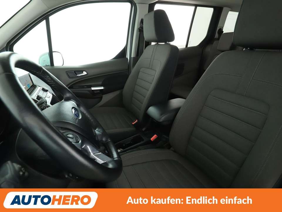 Ford Grand Tourneo - Imagem 10