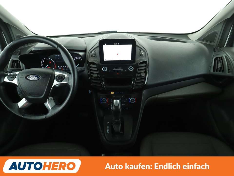 Ford Grand Tourneo - Imagem 12