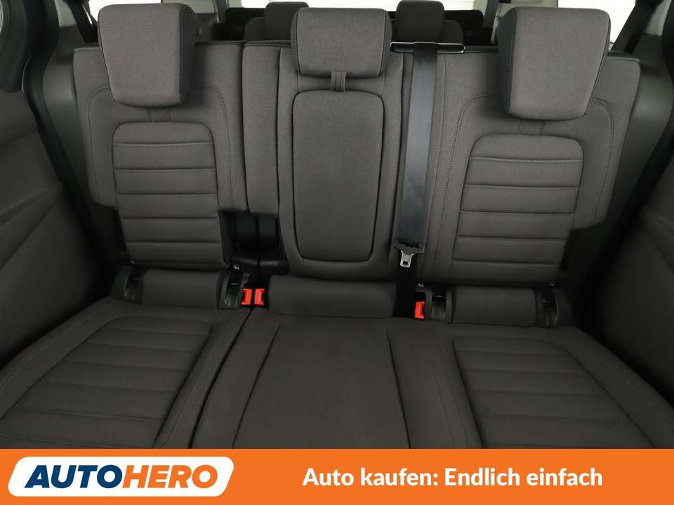 Ford Grand Tourneo - Imagem 15
