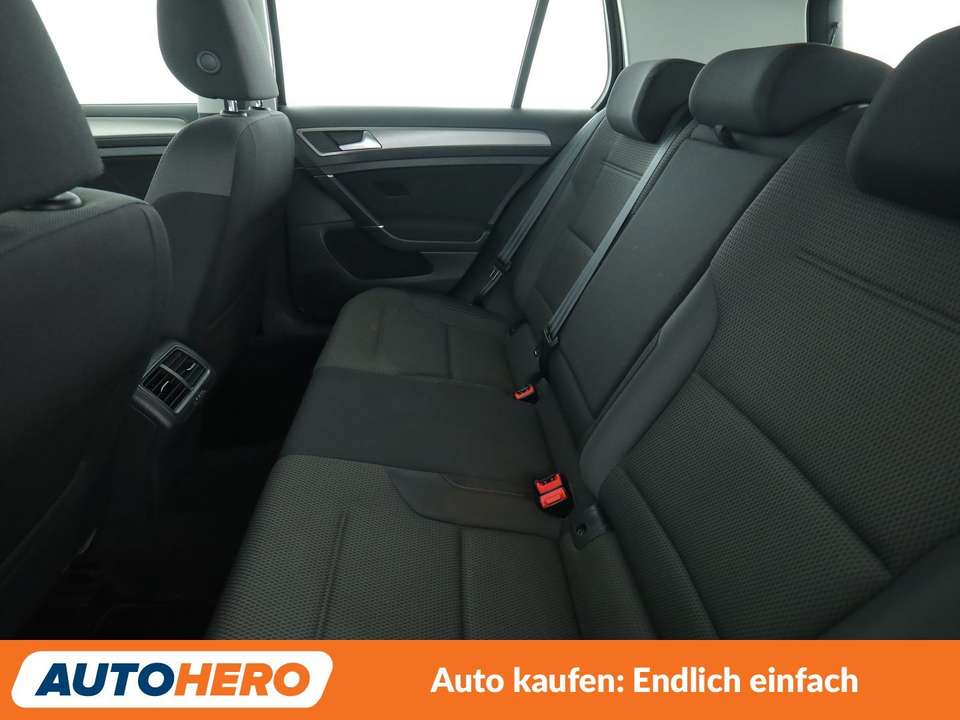 Volkswagen Golf - Imagem 14